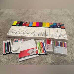 Cricut Vibrant Party Crafting Bundle